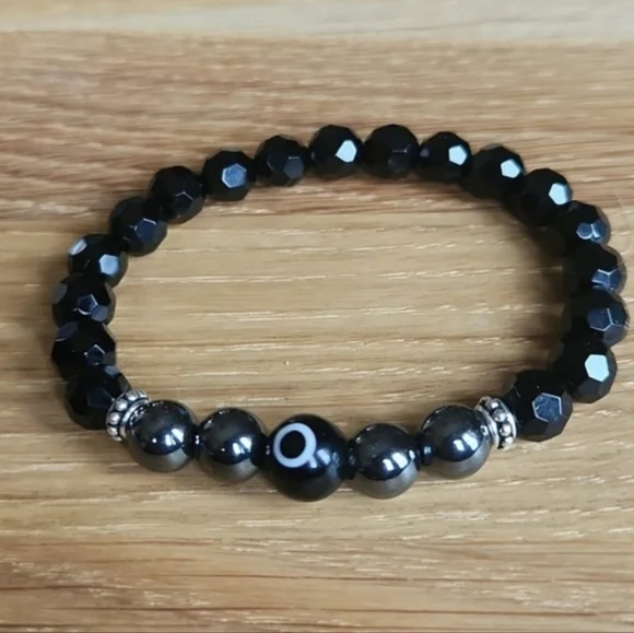 SOLD Black Onyx, Hematite & Black Evil Eye Beads Bracelet - Picture 5 of 11
